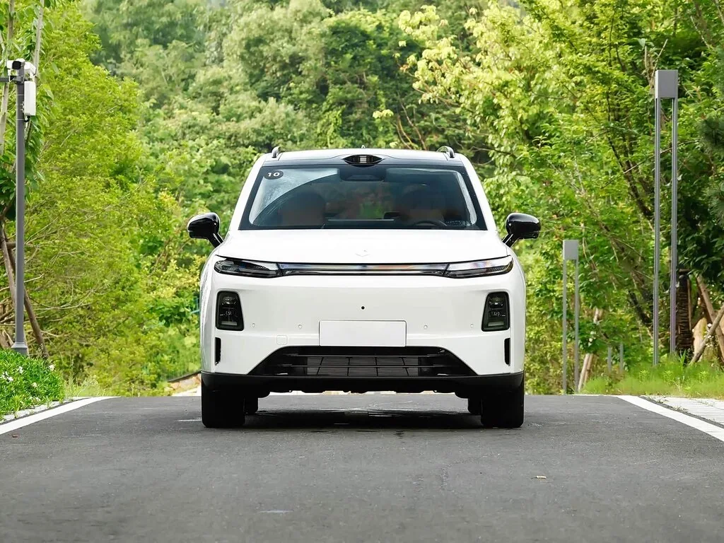 Leapmotor C16 — фотография 6